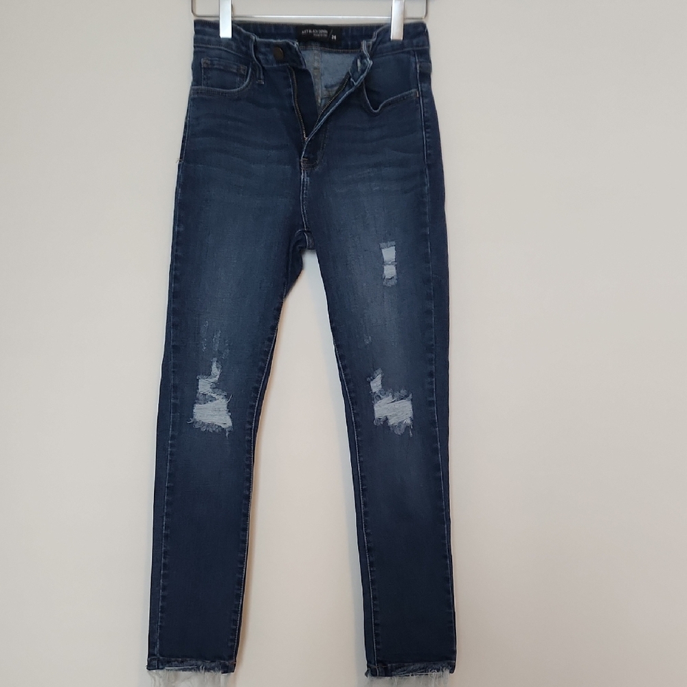 Just Black Skinny Blue Jeans with Stretch Fit